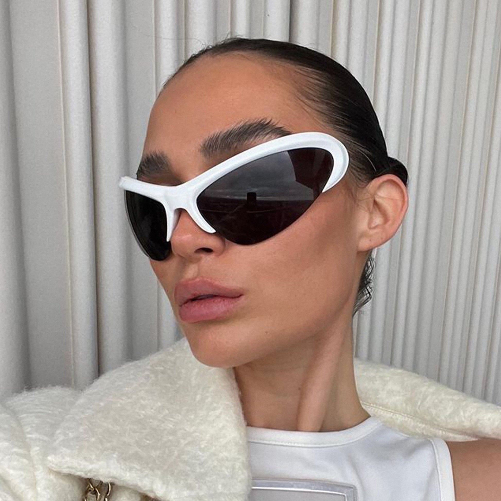 Cercler Shade bat sunglasses y2k bella Hadid shades cyber sunglasses designer sunglasses futuristic sunglass kim k Kardashian mirror sunglasses oversized sunglasses shield sunglasses sport sunglasses unisex sunglasses wraparound matrix y2k sunglasses